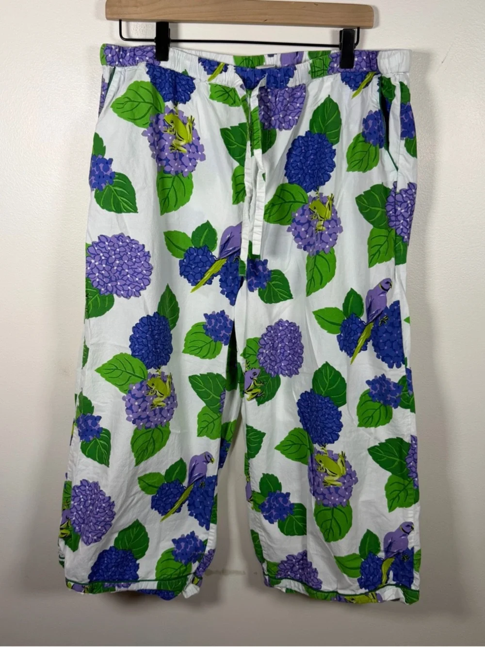 Print Fresh Pajama Pants Wide Leg Crop Hydrangea Hideout Size XL Cotton Frogs - Picture 2 of 7